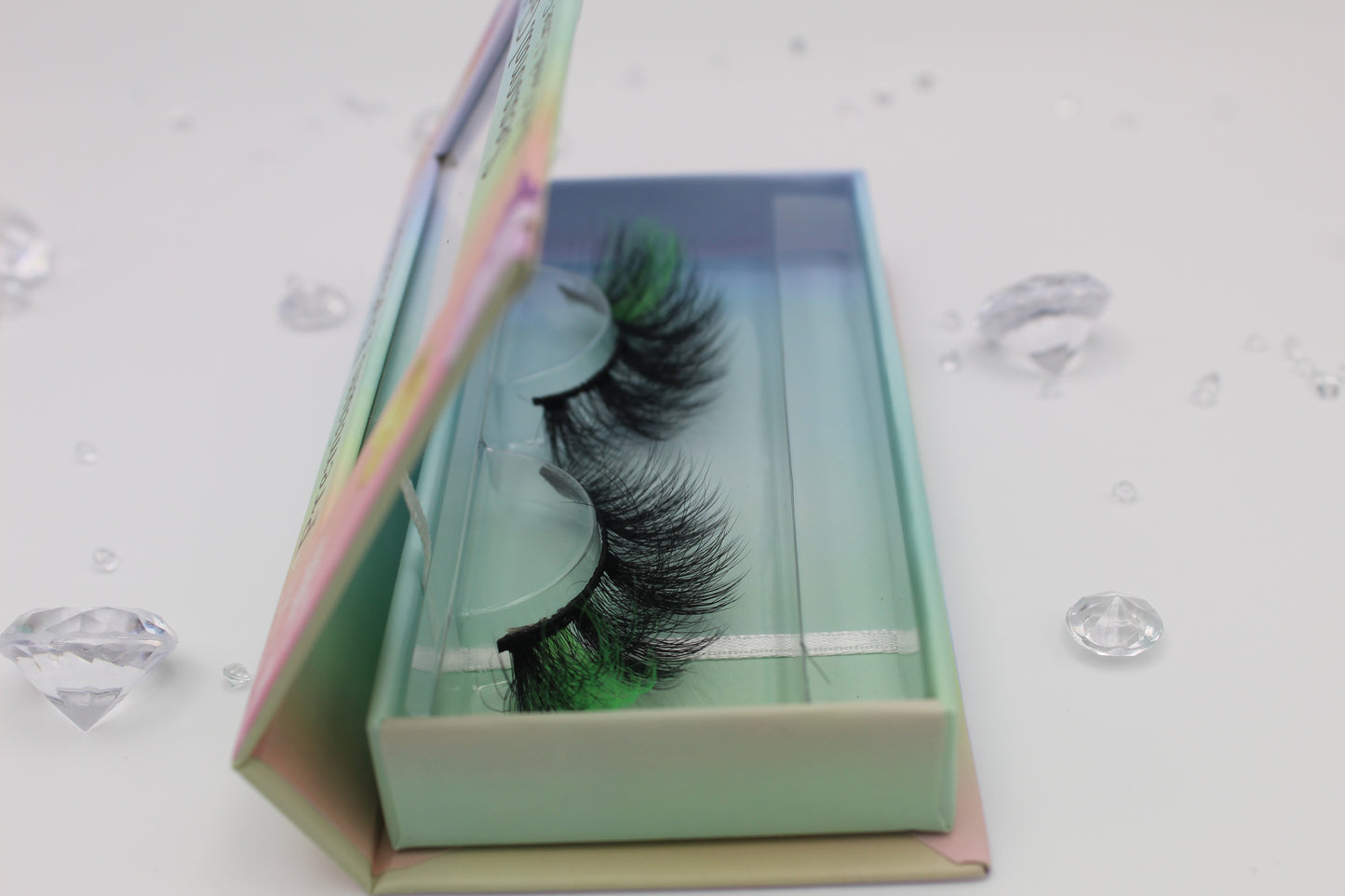 The Grinch - Black and Green 20mm Strip Lashes