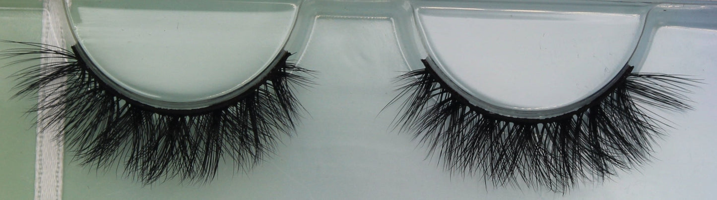 Intrinsic Beauty- 15mm Premium Strip Lashes